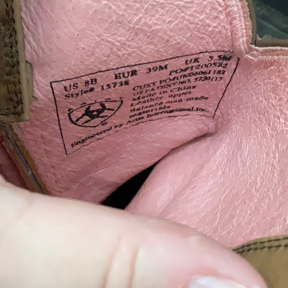 Pink Ariat boots - Picture 5 of 5